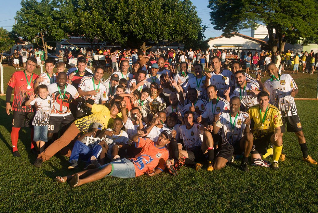 Esporte - São Fernando é campeão do Veterano 2017