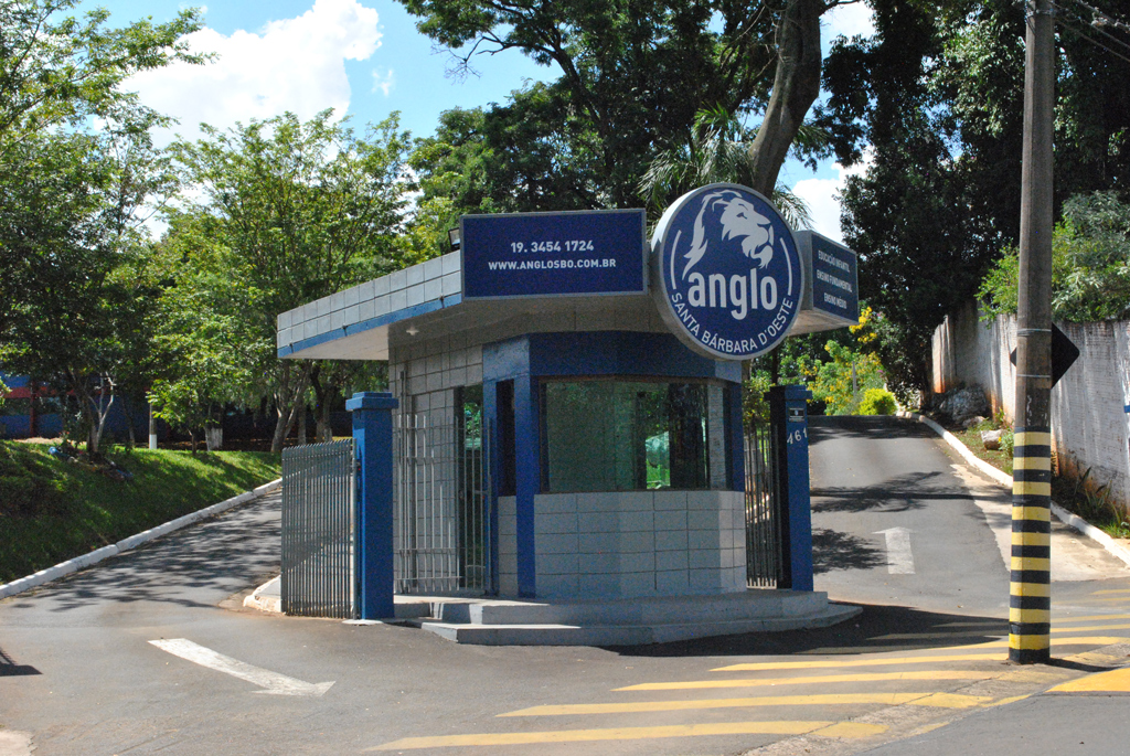 Política - Cartório segue com atendimento de eleitores do Colégio Anglo