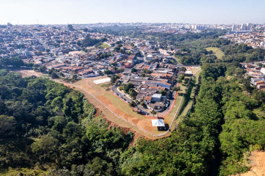 Cidades - Prefeito Rafael Piovezan entrega reurbanização e Nova Área de Bem-Estar e Lazer da Rua Croácia