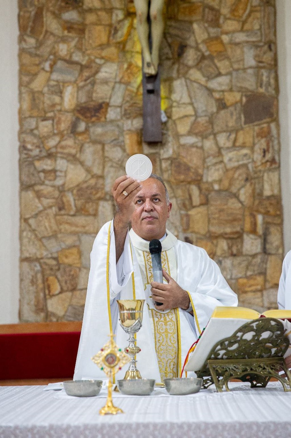 Cidades - Paróquia abre Trezena  de Santo Antônio