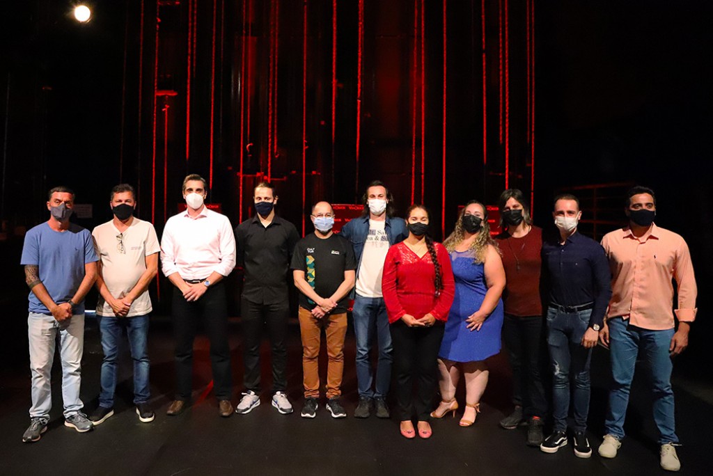 - Espetáculo Via Crucis de Santa Bárbara lança temporada no Teatro Municipal “Manoel Lyra”