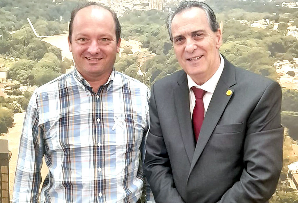 Foto Do Dia - Juca participa de audiência com deputado