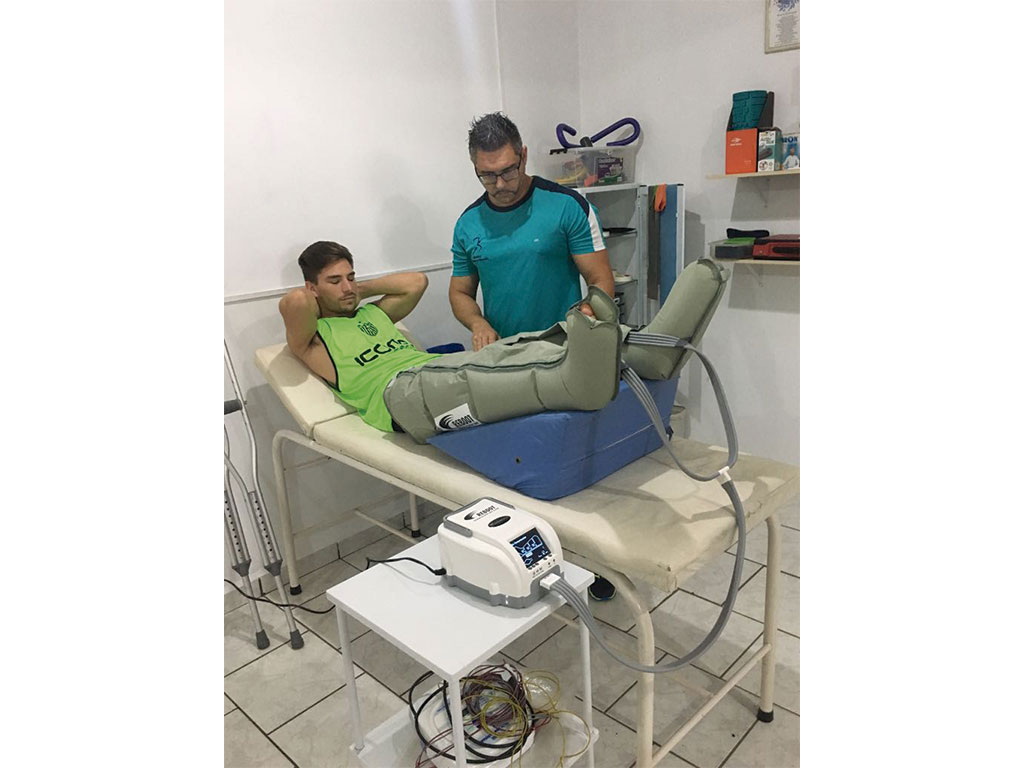 Esporte - Fernandinho começa recuperação no União